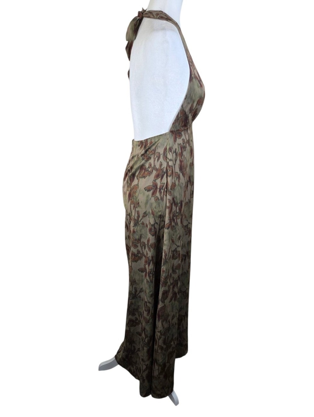 WHOWHATWEAR Floral Open Back Halter Plunge Maxi Dress Size 4 - Picture 5 of 15